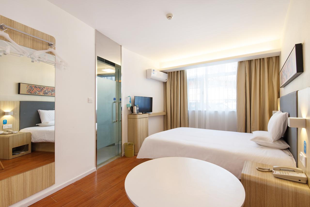 Hanting Hotel Shanghai Pudong Airport Zhuqiao Екстер'єр фото